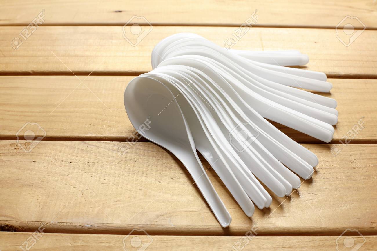 SOUP SPOON PLASTIC - Pack of 100